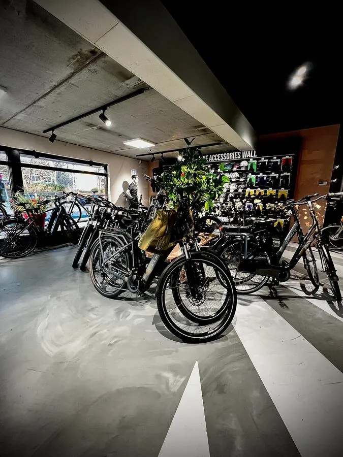 Grootstal Tweewielers winkel voorkant